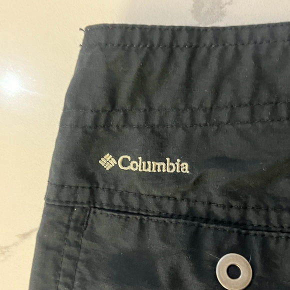 Columbia Shorts Small - Picture 2 of 3